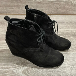 DV for Target by Dolce Vita Black Faux Suede Wedge Ankle Boots 9.5